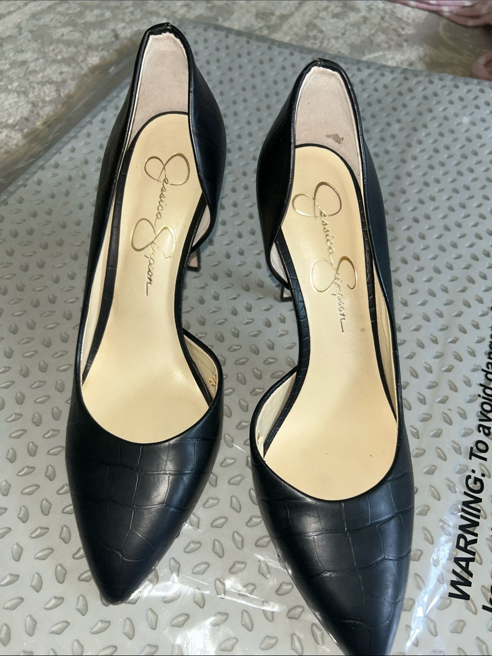 Jessica Simpson Black Croc-Embossed Pointed D'Orsay Heels